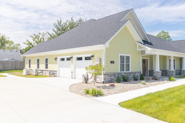 307 Blue River Drive, Knightstown, IN 46148