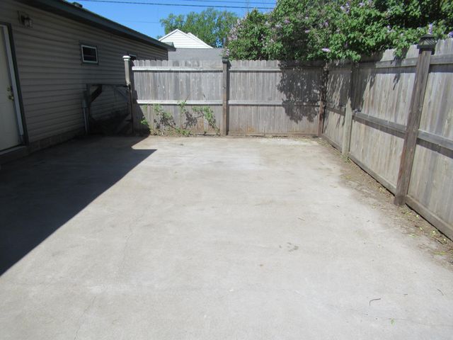 5601 Aldrich Avenue N, Brooklyn Center, MN 55430