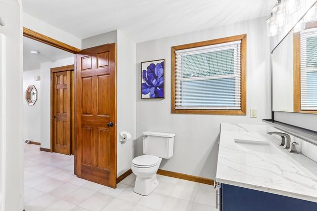 W61N840 Arbor DRIVE, Cedarburg, WI 53012