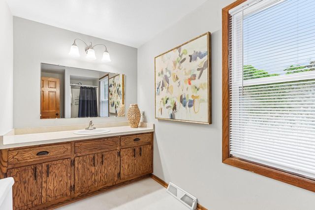 W61N840 Arbor DRIVE, Cedarburg, WI 53012