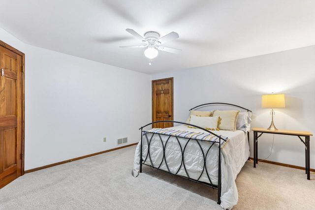 W61N840 Arbor DRIVE, Cedarburg, WI 53012