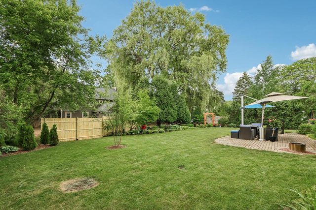 W61N840 Arbor DRIVE, Cedarburg, WI 53012