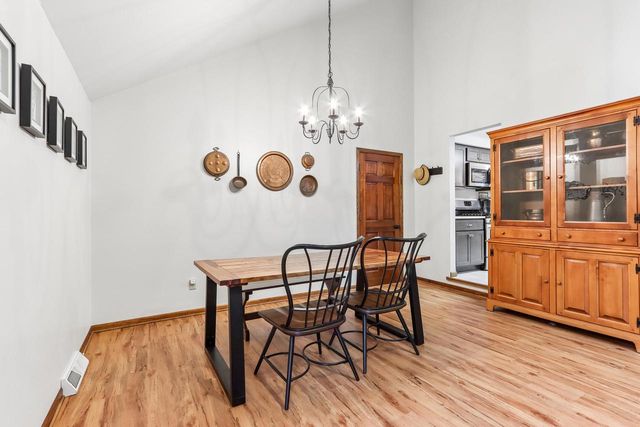 W61N840 Arbor DRIVE, Cedarburg, WI 53012