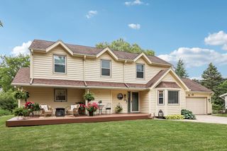 W61N840 Arbor DRIVE, Cedarburg, WI 53012