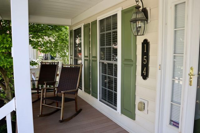 154 Park Square LANE, O'hara, PA 15238