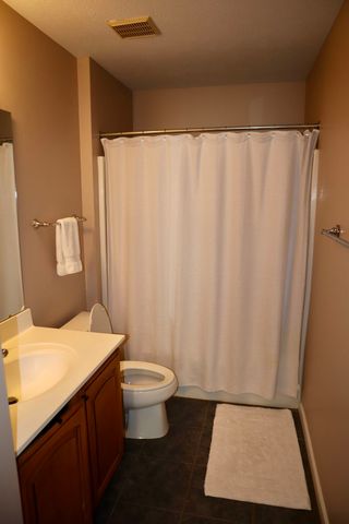 154 Park Square LANE, O'hara, PA 15238