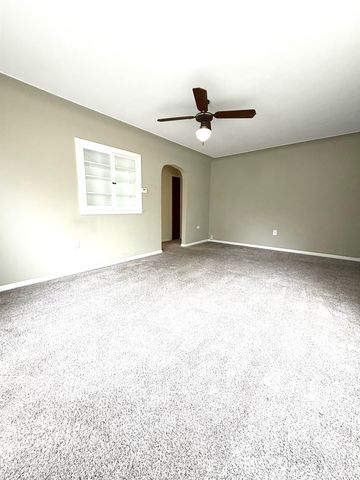 1420 Mintola Avenue, Flint Twp, MI 48532