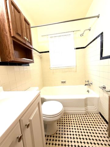 1420 Mintola Avenue, Flint Twp, MI 48532