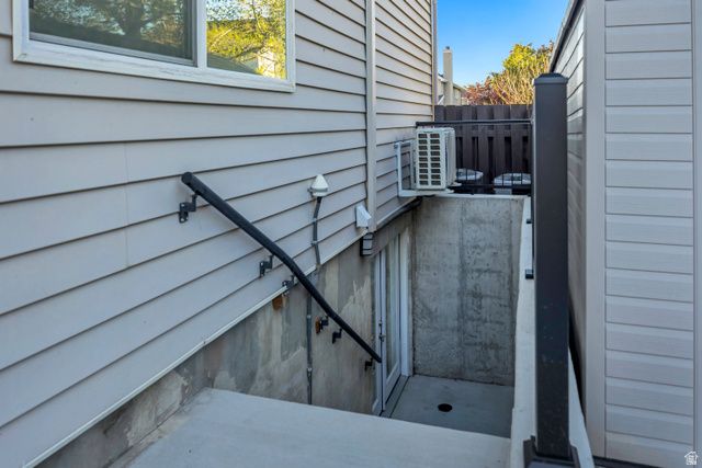 1837 E RICHARD RD, Sandy, UT 84093