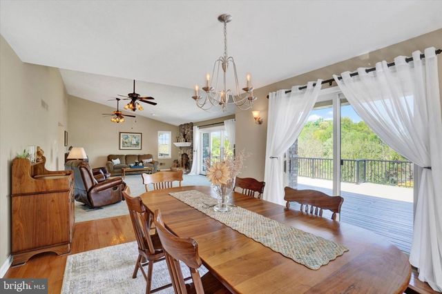 990 S PLEASANT AVE, Dallastown, PA 17313