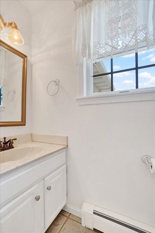 990 S PLEASANT AVE, Dallastown, PA 17313