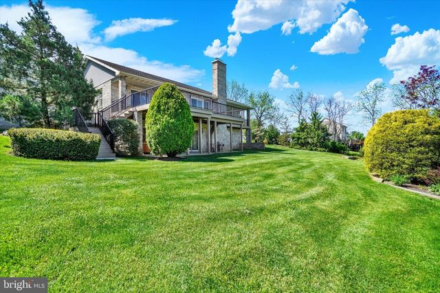 990 S PLEASANT AVE, Dallastown, PA 17313