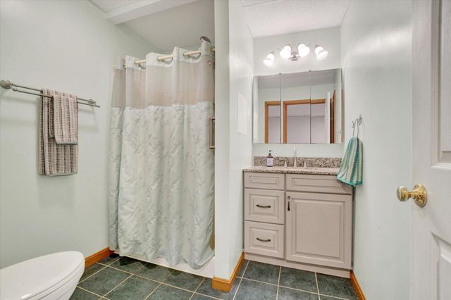 990 S PLEASANT AVE, Dallastown, PA 17313