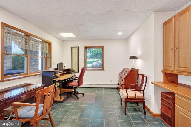 990 S PLEASANT AVE, Dallastown, PA 17313