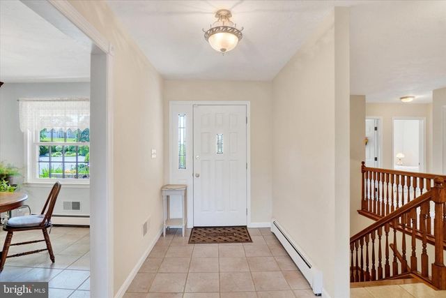 990 S PLEASANT AVE, Dallastown, PA 17313