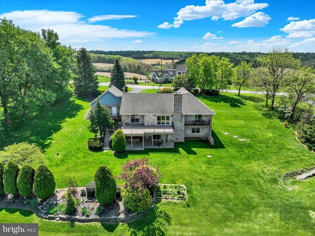 990 S PLEASANT AVE, Dallastown, PA 17313