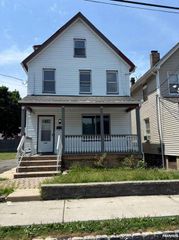 154 West Street 1 family hou, Englewood, NJ 07631