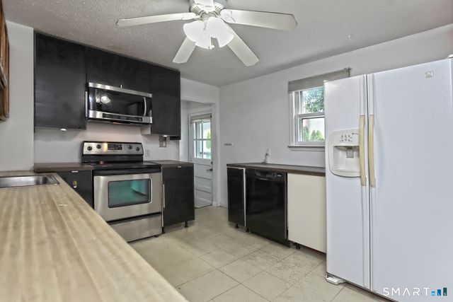 52-54 Pond Point Avenue, Milford, CT 06460