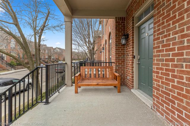 39444 Springwater Drive, Northville Township, MI 48168