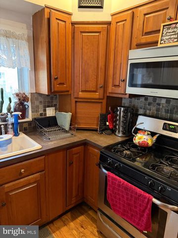 34 GREEN ST, Lancaster, PA 17602