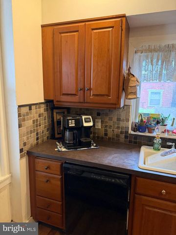 34 GREEN ST, Lancaster, PA 17602