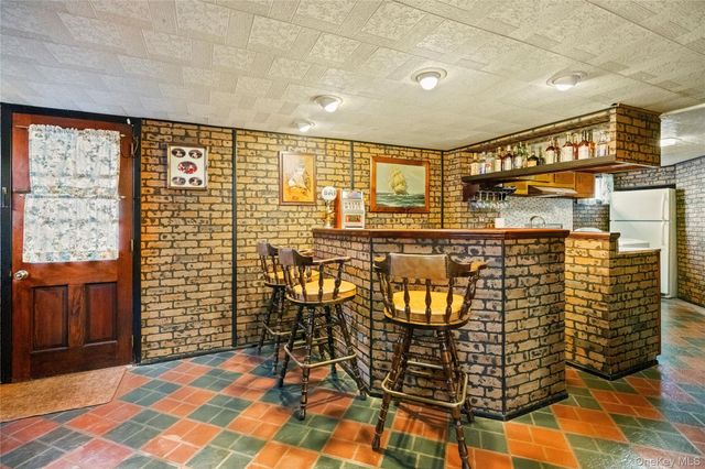 128 Rule Street, Franklin Square, NY 11010