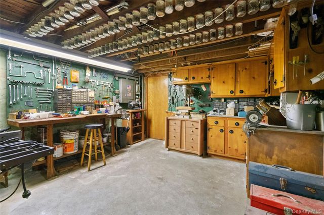 128 Rule Street, Franklin Square, NY 11010