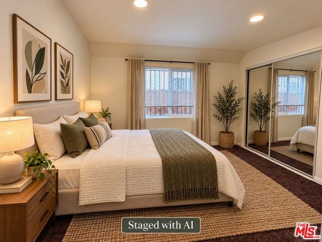 10218 S San Pedro Street, Los Angeles, CA 90003