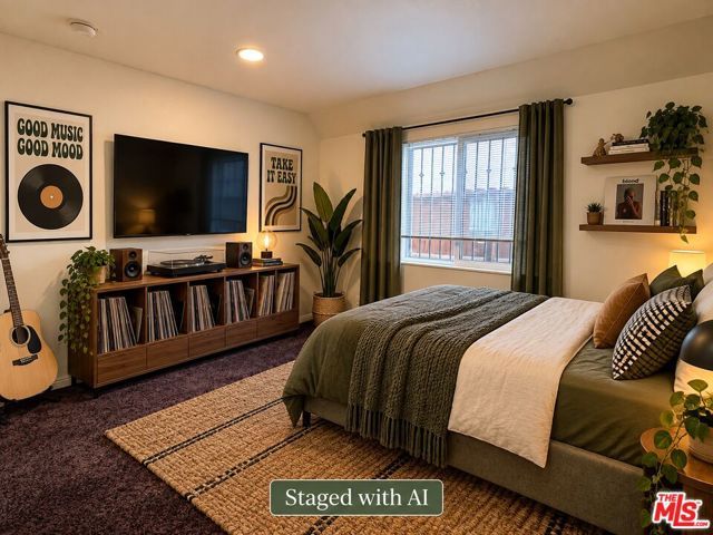 10218 S San Pedro Street, Los Angeles, CA 90003