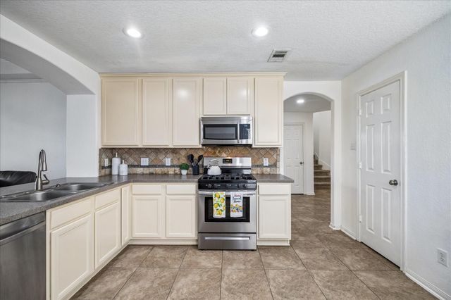 6302 Hadley Rock Drive, Katy, TX 77494