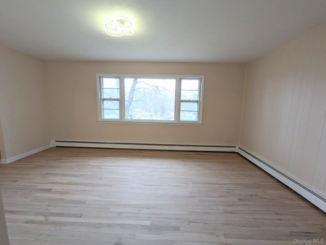 22 Prospect Street, Staatsburg, NY 12580