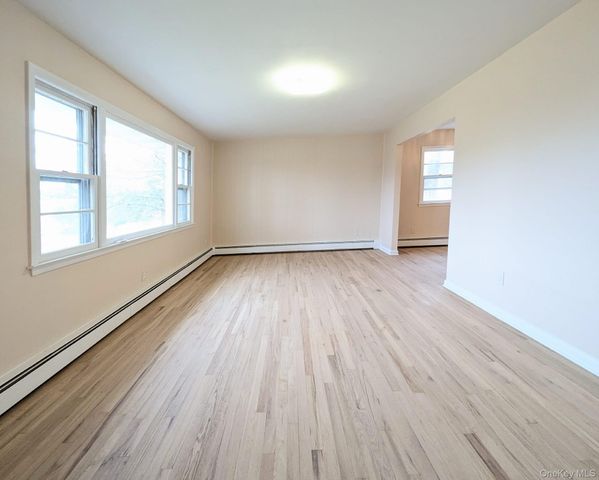 22 Prospect Street, Staatsburg, NY 12580