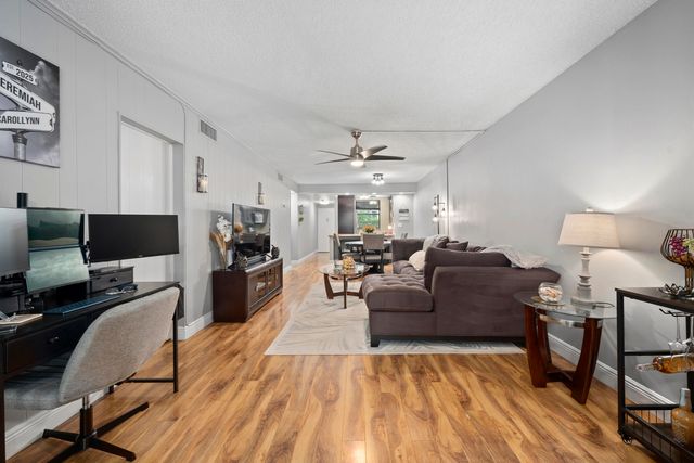 8421 Forest Hills Drive 106, Coral Springs, FL 33065