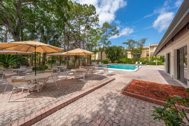 8421 Forest Hills Drive 106, Coral Springs, FL 33065