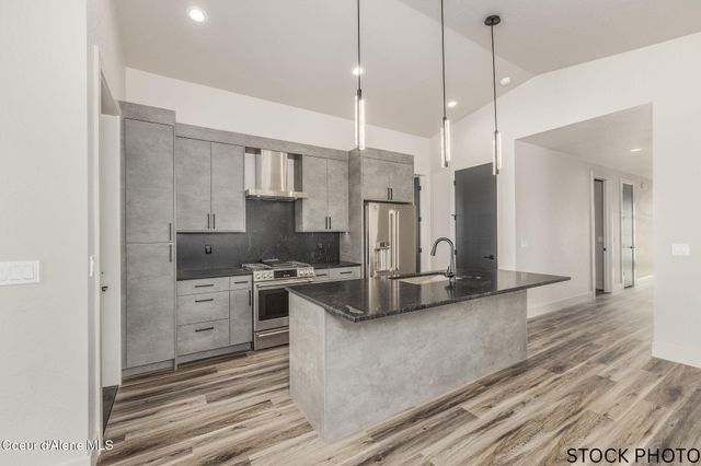 11005 E 36TH DR, Spokane Valley, WA 99206
