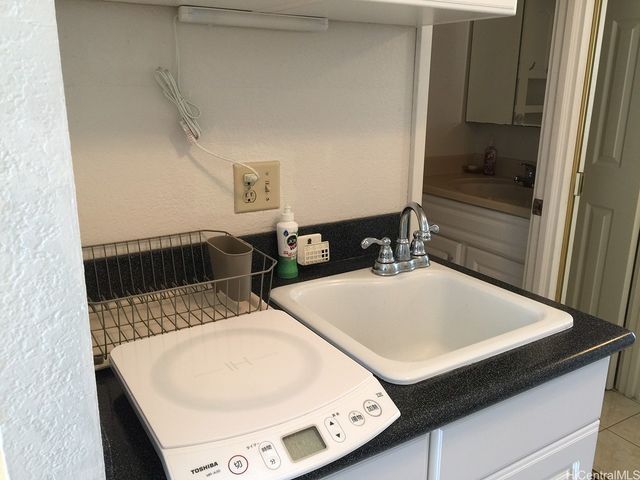 445 Seaside Avenue 2909, Honolulu, HI 96815
