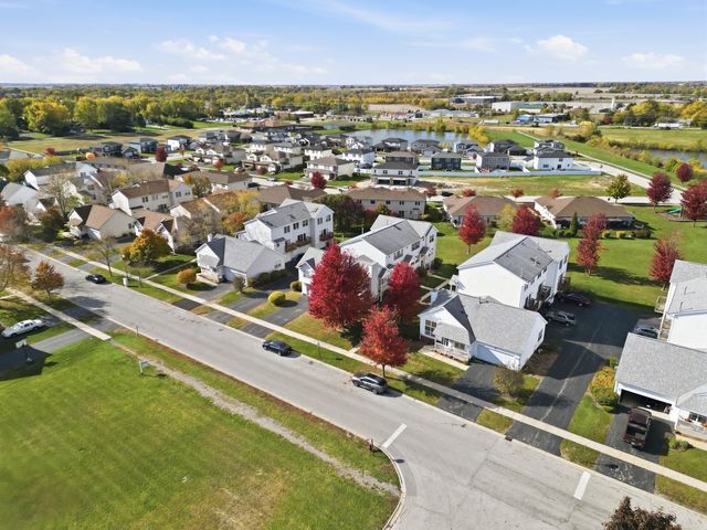 1452 Fox Hound Trail, Beecher, IL 60401