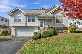 1452 Fox Hound Trail, Beecher, IL 60401