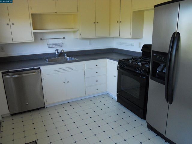 3690 Sundale unit 2, Lafayette, CA 94549