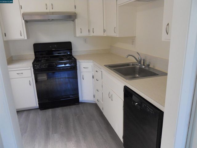 3690 Sundale unit 2, Lafayette, CA 94549