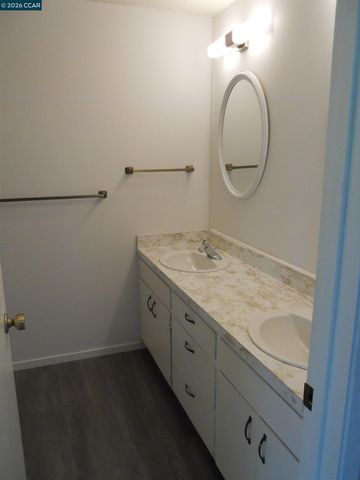 3690 Sundale unit 2, Lafayette, CA 94549
