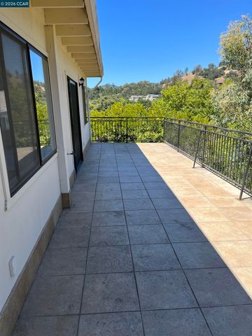 3690 Sundale unit 2, Lafayette, CA 94549
