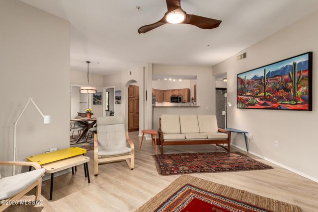 2550 E River Rd Unit 11104, Tucson, AZ 85718