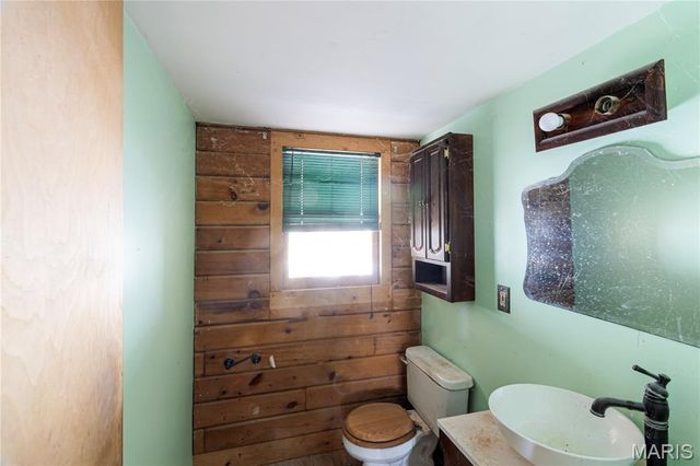 14079 Charter Church Road, De Soto, MO 63020