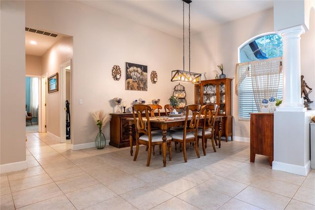 1131 N PINE AVENUE, Oviedo, FL 32765