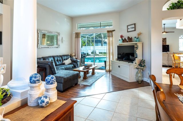 1131 N PINE AVENUE, Oviedo, FL 32765