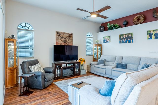 1131 N PINE AVENUE, Oviedo, FL 32765