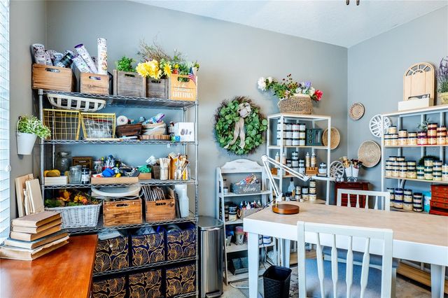 1131 N PINE AVENUE, Oviedo, FL 32765