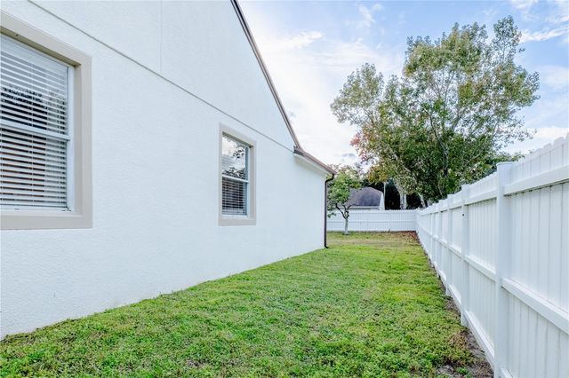 1131 N PINE AVENUE, Oviedo, FL 32765