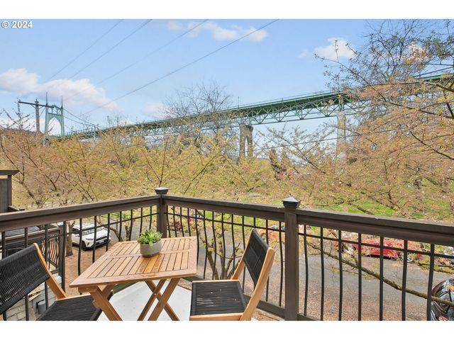 6748 N PITTSBURG Ave, Portland, OR 97203